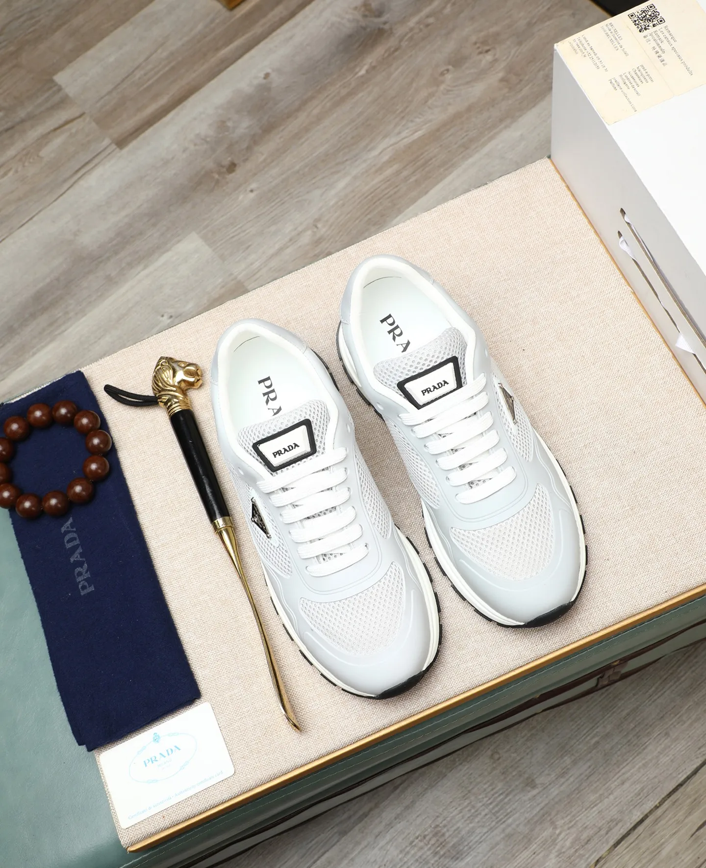 Men's shoes 💰580 [PRADA] Prada - High-end quality original order - Upper: 🔝 silk calfskin, brand canvas cloth, brand metal fasteners - Lining: mesh, foot pads; top-grade cowhide - Outsole: ultra-light TPU foam; molded outsole - Ultra-high quality control·Fine workmanship: highlighted (high-end·luxury·grade) -Size: 38-44 (45 can be customized) Wang